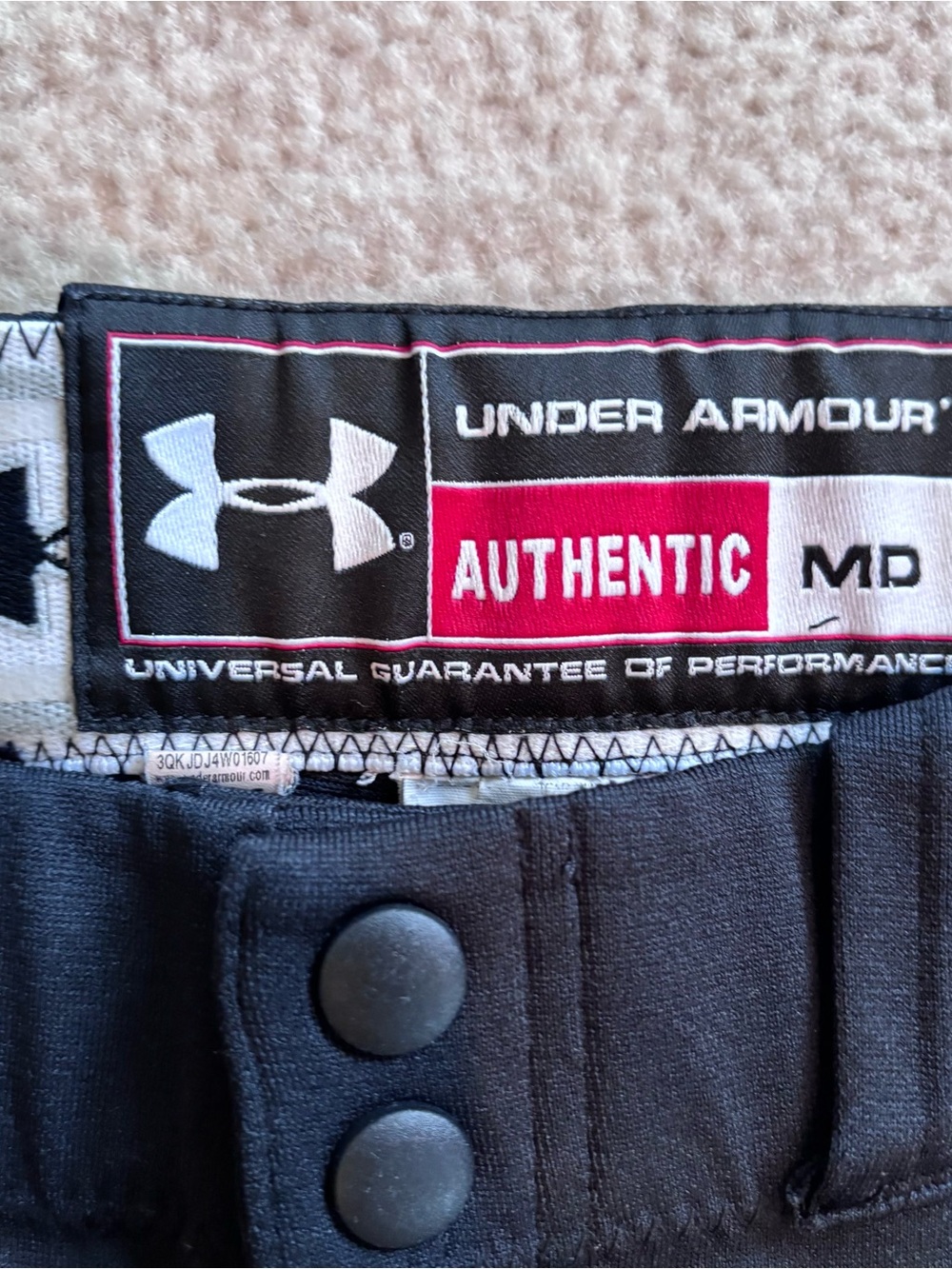Under Armour Softball Cropped Black Athletic Pants with Silver Logo - Picture 4 of 9